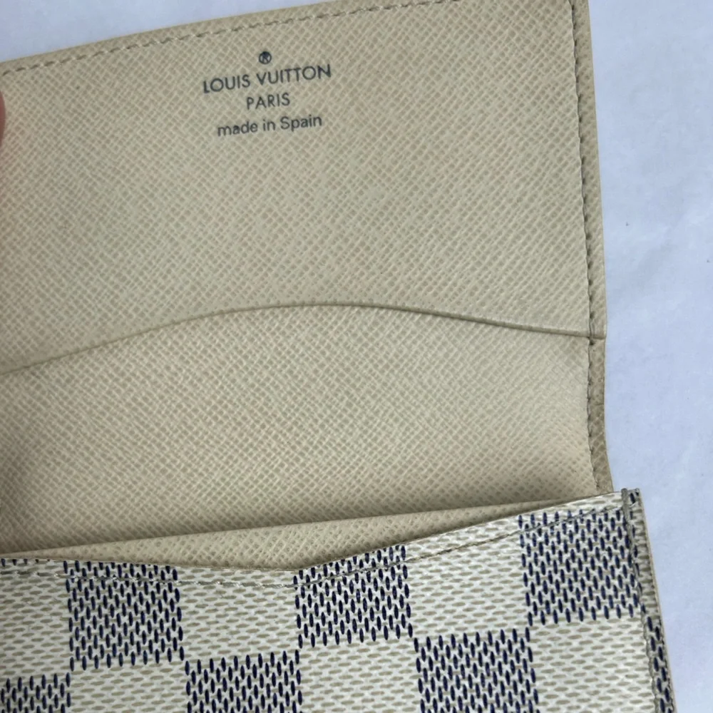 Louis Vuitton Authentic Card Holder - Picture 5 of 15